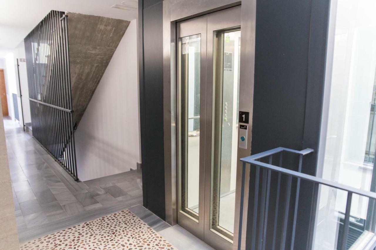 شقة Piso Con Diseno Parras مالقة المظهر الخارجي الصورة